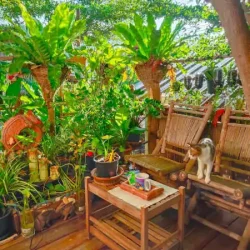 baan_phaassaa_thai_porch2